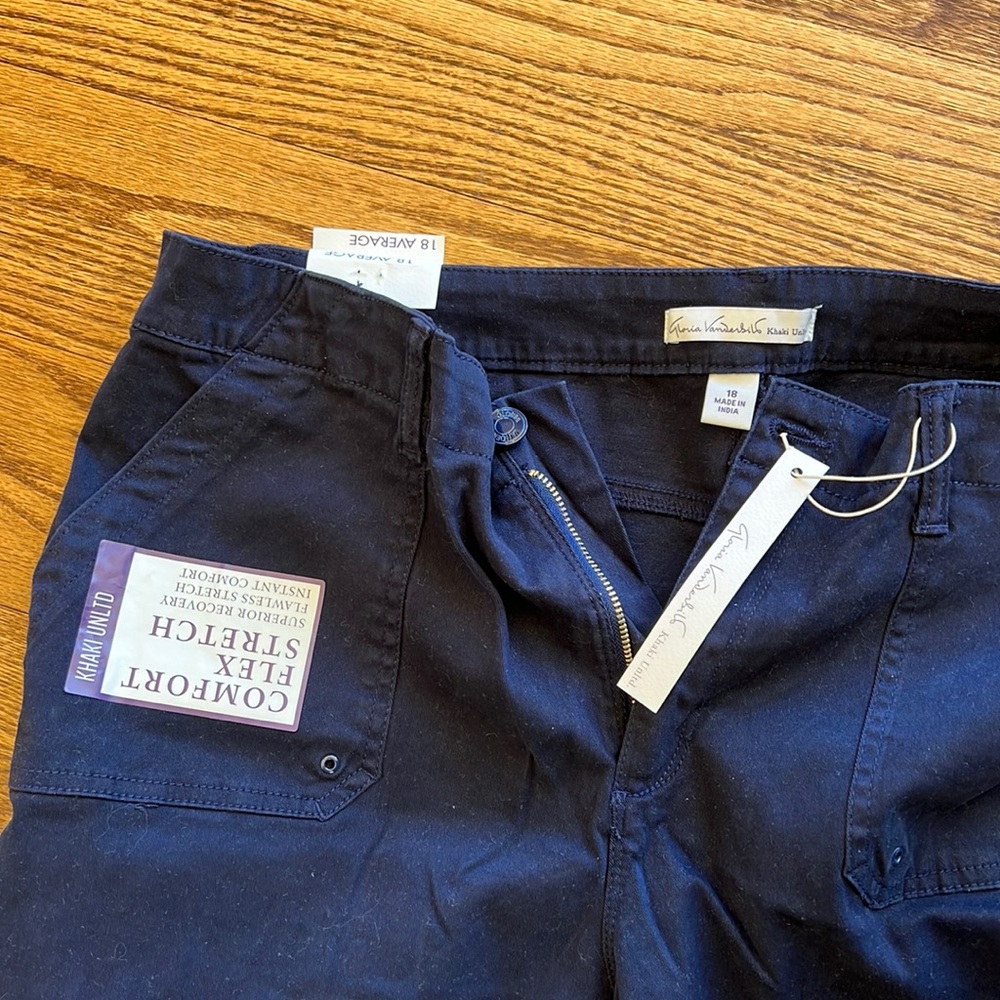 NWT Gloria Vanderbilt Khaki Unltd. Pants